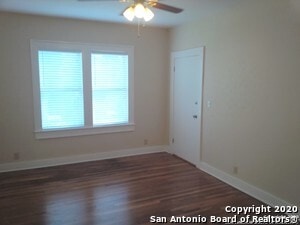 Building Photo - 133 W Magnolia Ave