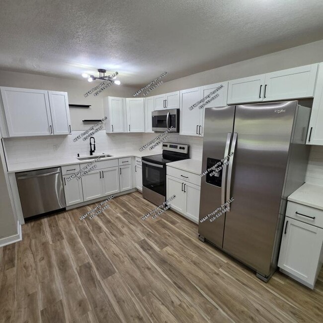 Building Photo - 7610 E 113th St