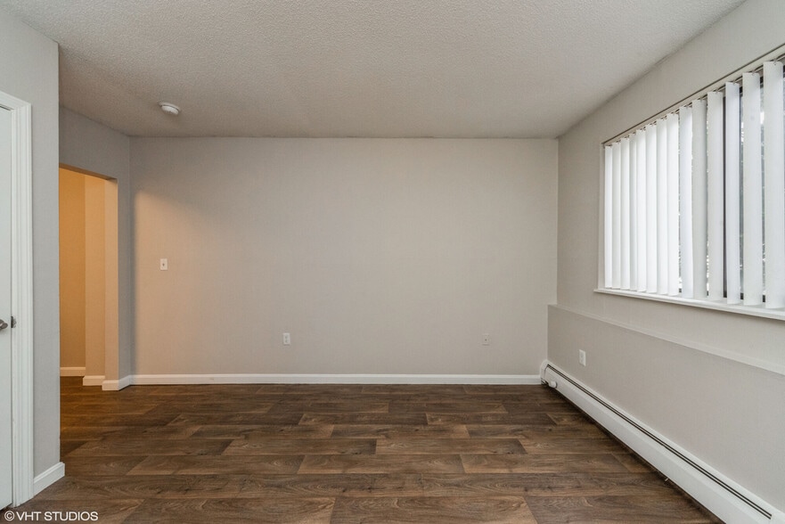 Wood Edge 1445 Bodwell Rd Manchester NH 03109 Apartment Finder