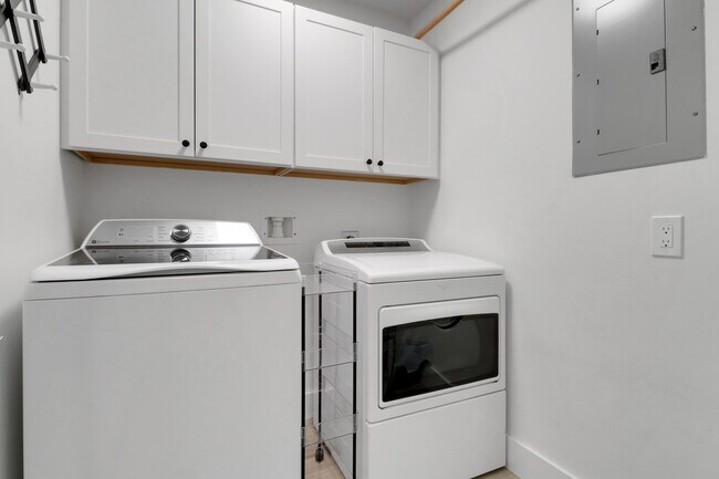 Building Photo - 26974 Montego Pointe Ct
