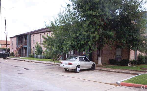 Building Photo - Haverstock Hill Apartments