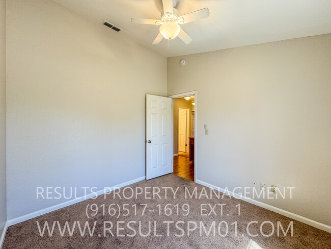 Building Photo - 5401 Ash Ct