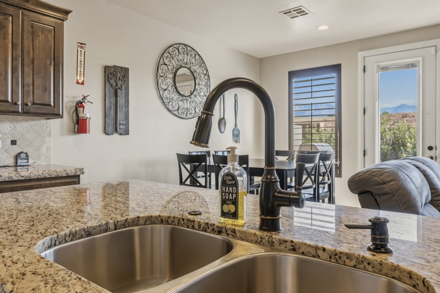 Building Photo - 4241 Razor Ridge Dr