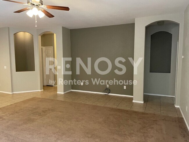 Building Photo - Your New 3 BD/2 BA Home in Surprise!