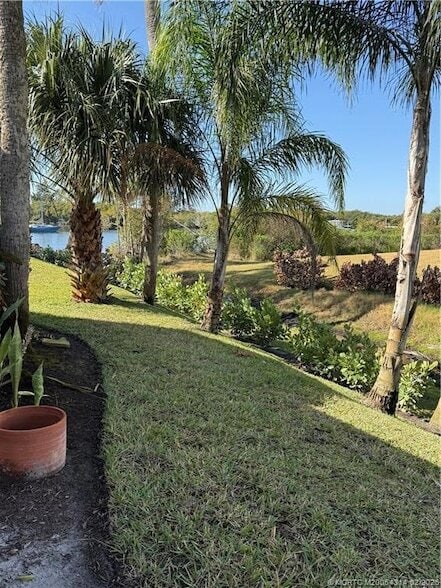 Building Photo - 3304 SE Morningside Blvd