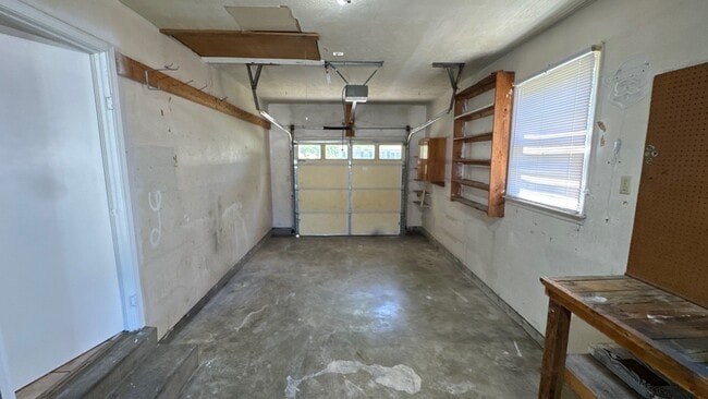 Building Photo - 5321 Juanita Ln