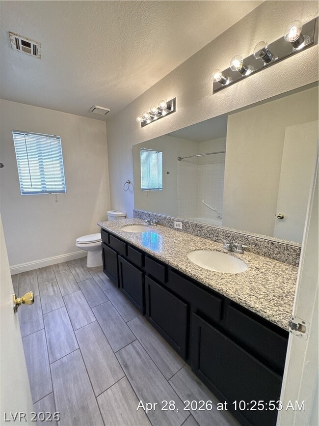 Building Photo - 2059 Club Crest Way