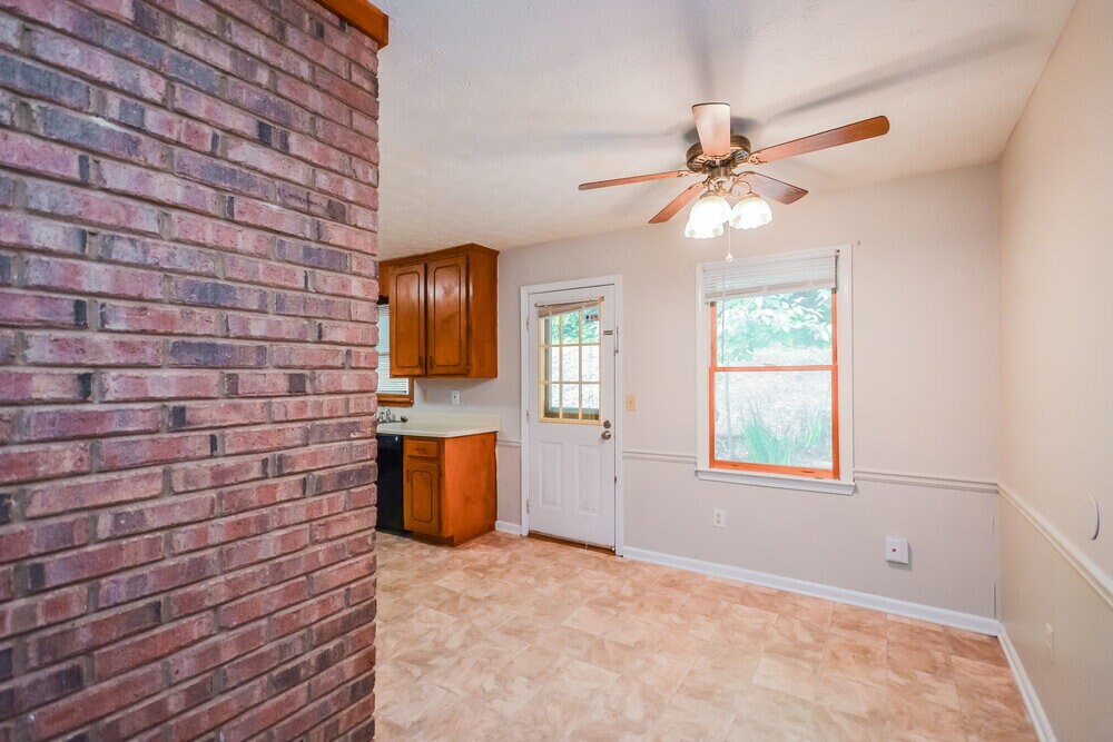 Building Photo - 1517 Sugarplum Pl SW