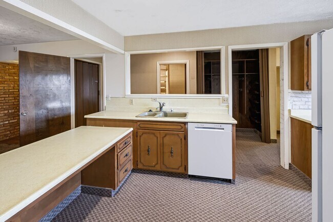 Building Photo - 4980 W 4000 N
