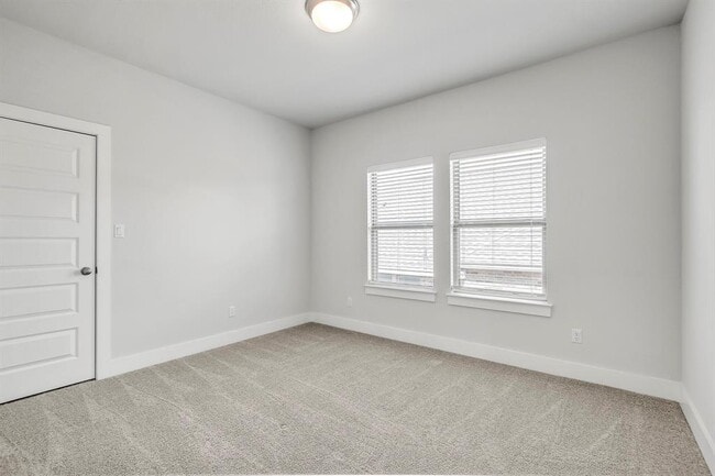 Building Photo - 155 Cyrus Milton Dr