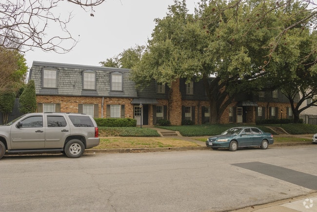 Building Photo - 4040 Travis St
