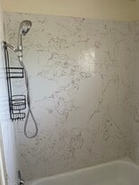 Building Photo - 1830 Salisbury Dr