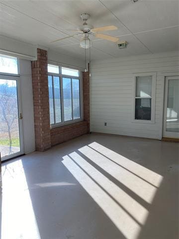 Building Photo - 4763 Red Oak Cir