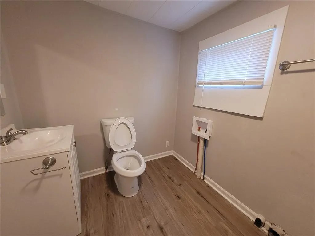 Building Photo - 2715 Delaware St