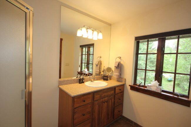 Building Photo - 1141 Meadowlark Ln