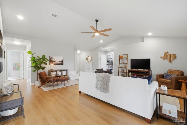 Building Photo - 1222 Bartram Ln