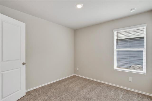 Building Photo - 5533 Flannel Ln