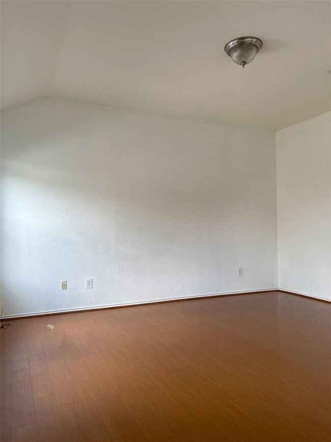 Building Photo - 11737 Logan Ridge Dr