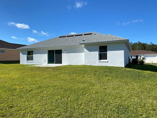 Building Photo - Desirable SW Ocala Neighborhood 3/2/2 **WON'T LAST**