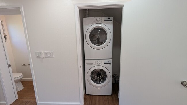 Building Photo - Newly Remodeled 2 bed 2 Bath Townhouse at Waialae Gardens in Kahala