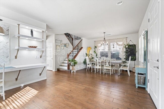 Building Photo - 21072 W Maiden Ln