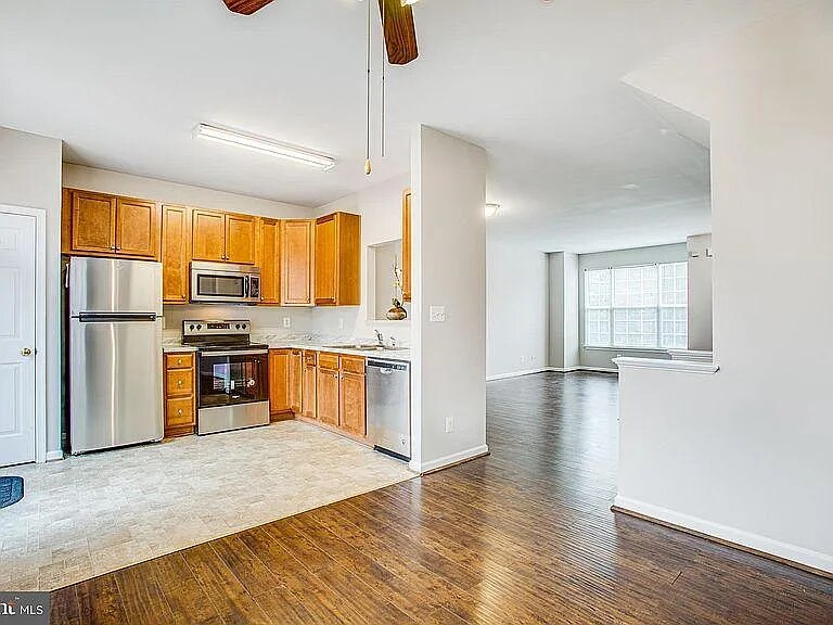 Building Photo - 4211 Normandy Ct