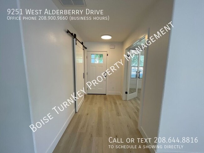 Building Photo - 9251 W Alderberry Dr