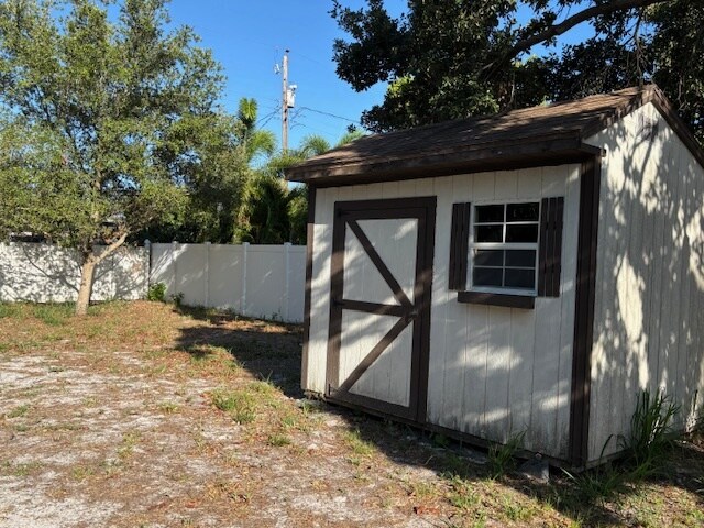 Building Photo - 5030 Aragon Way S