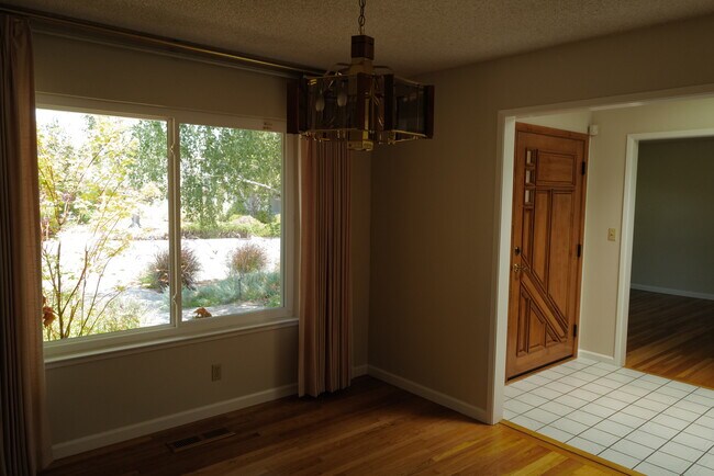 Building Photo - 21590 Fitzgerald Dr