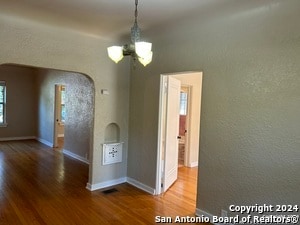 Building Photo - 224 E Rosewood Ave