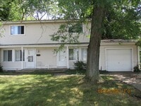 Building Photo - 4426 Huron Cir