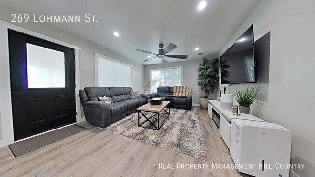 Building Photo - 269 Lohmann St