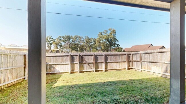 Building Photo - 2907 Papa Bear Dr