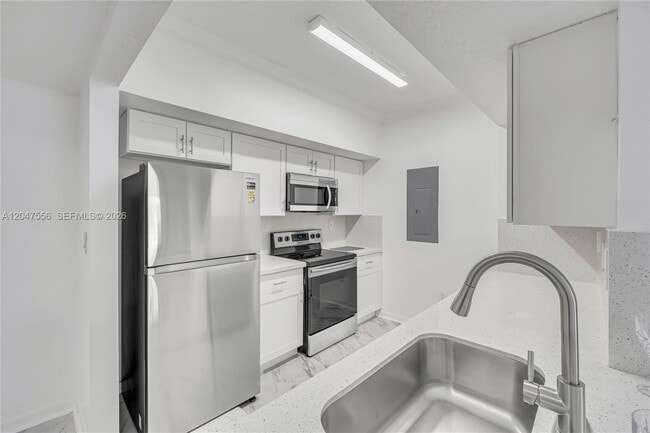 Building Photo - 215 SW 117th Terrace