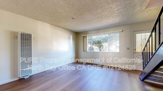 Building Photo - 1325 Edwards Ave