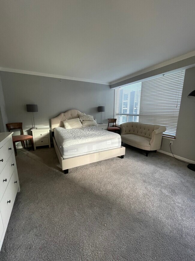 Building Photo - 400 Beale St