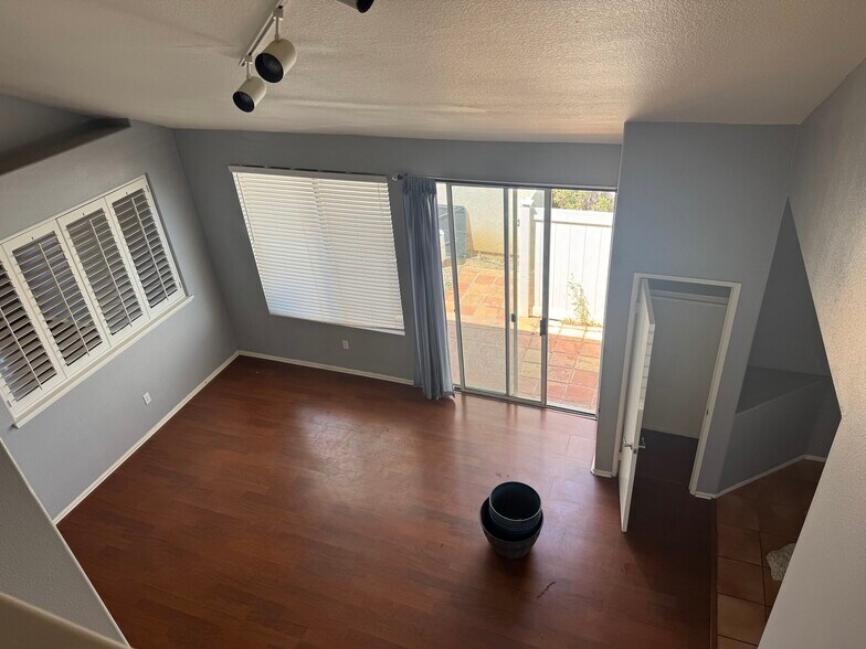 Building Photo - 5962 Turnberry Dr