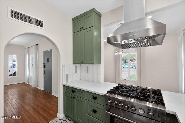 Building Photo - 311 West Campbell Ave