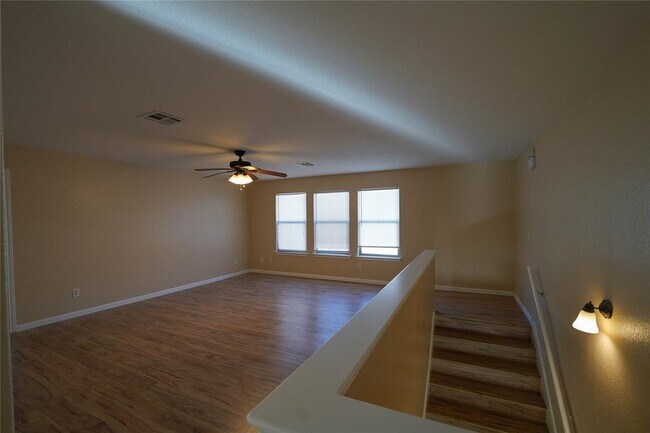 Building Photo - 5520 Alomar Cove