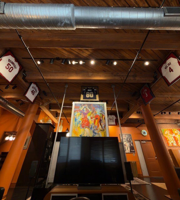 Building Photo - 1101 Lucas Ave