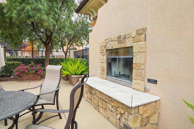 Building Photo - 4800 Westlake Pkwy