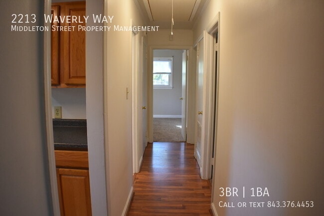 Building Photo - 2213 Waverly Way