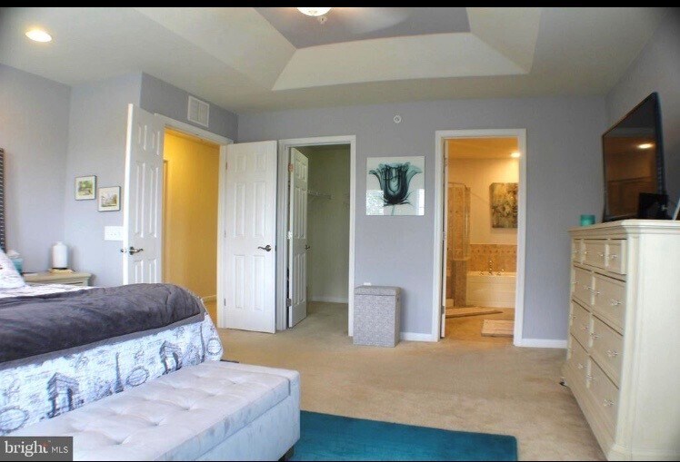 Master Bedroom - 43481 Town Gate Sq
