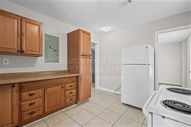 Building Photo - 4211 Crestside Ridge SW