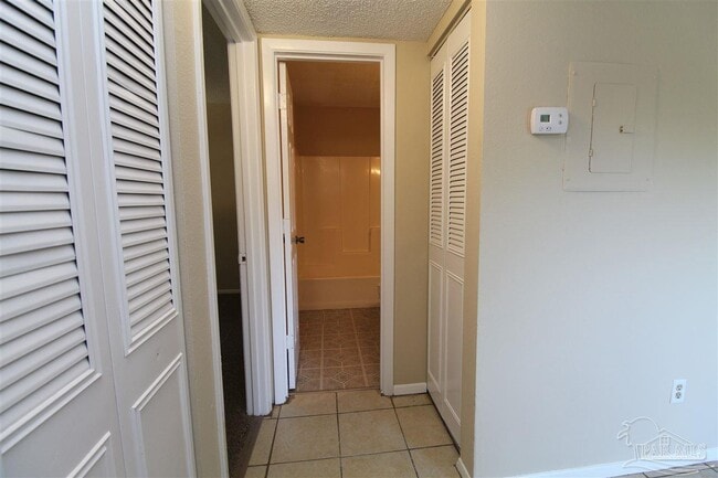 Building Photo - 6801 Tiki Ln