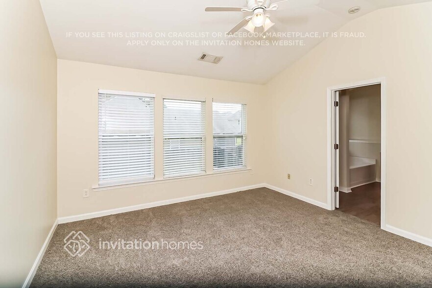 Building Photo - 3755 Shenfield Dr