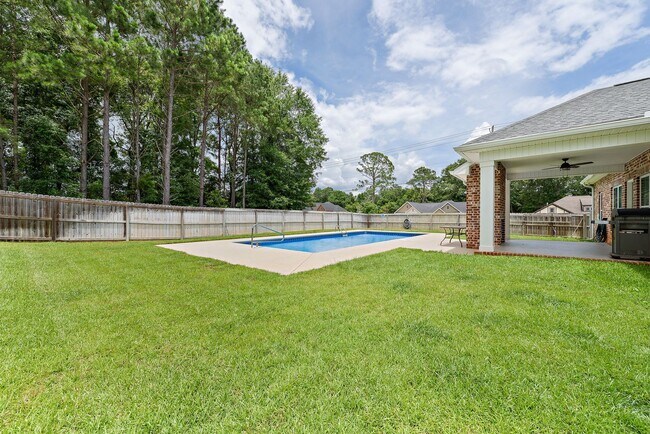 Building Photo - Coming Soon - 100 Brichwood Place