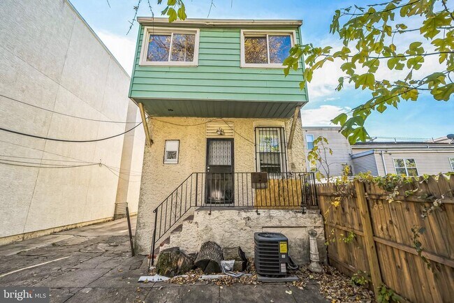 Building Photo - 3817 Haverford Ave