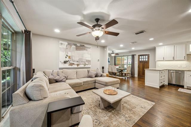 Building Photo - 7340 Wild Valley Dr
