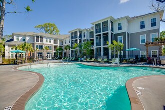 Building Photo - Proximity Residences Charleston